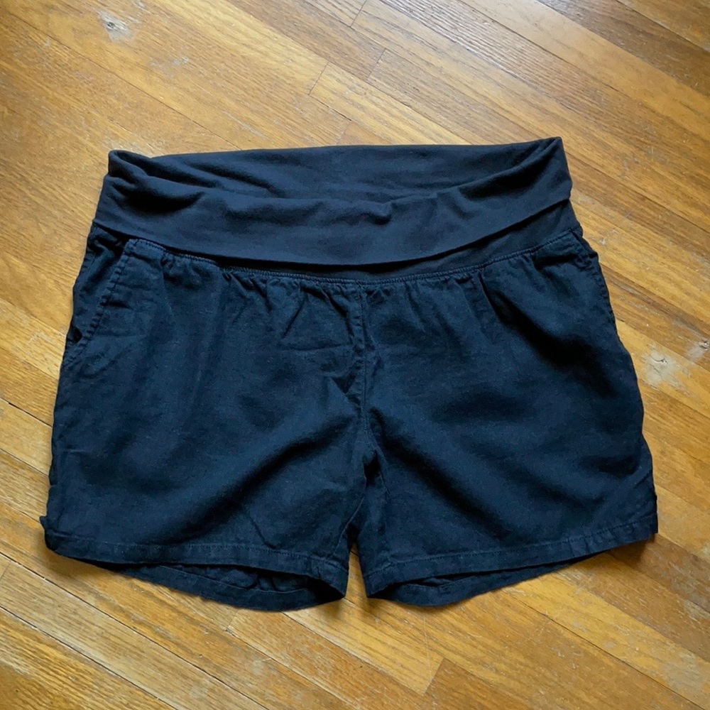 Black Maternity shorts
